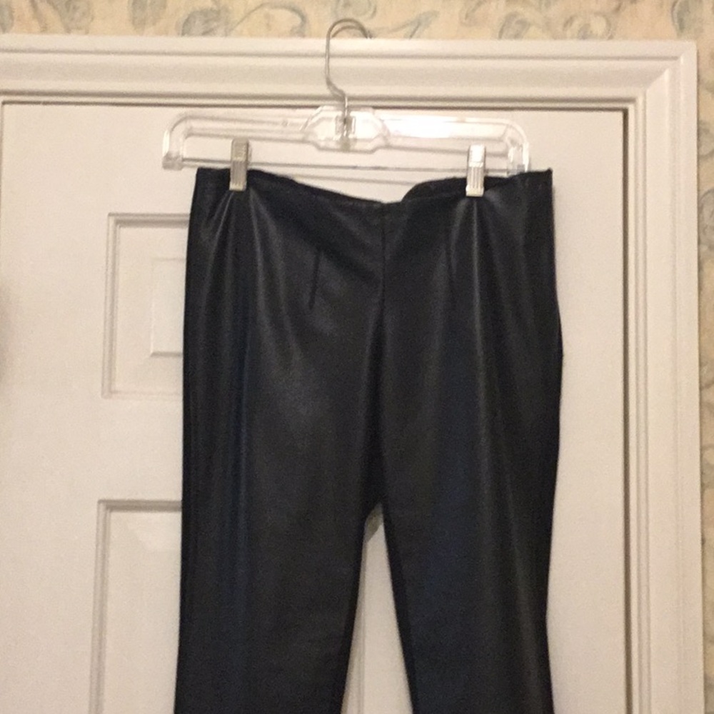 Black tight pants